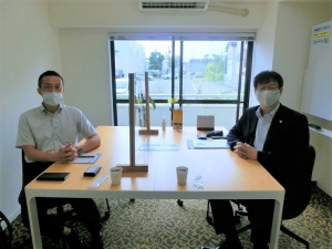 左：尾上社長、右：師井先生、お仕事頑張ってください♪