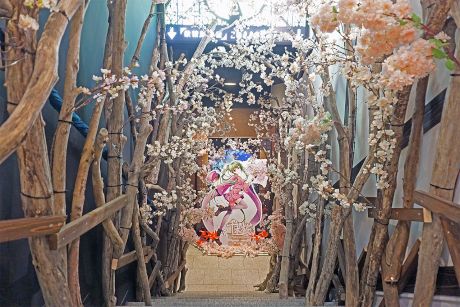 初音ミクの“千本桜”をテーマにしたコラボカフェ