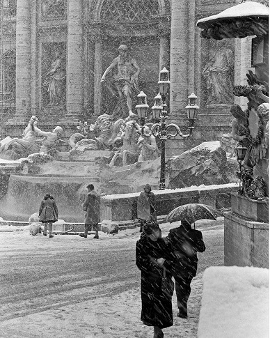 Fontana di Trevi, nevicata del 1956